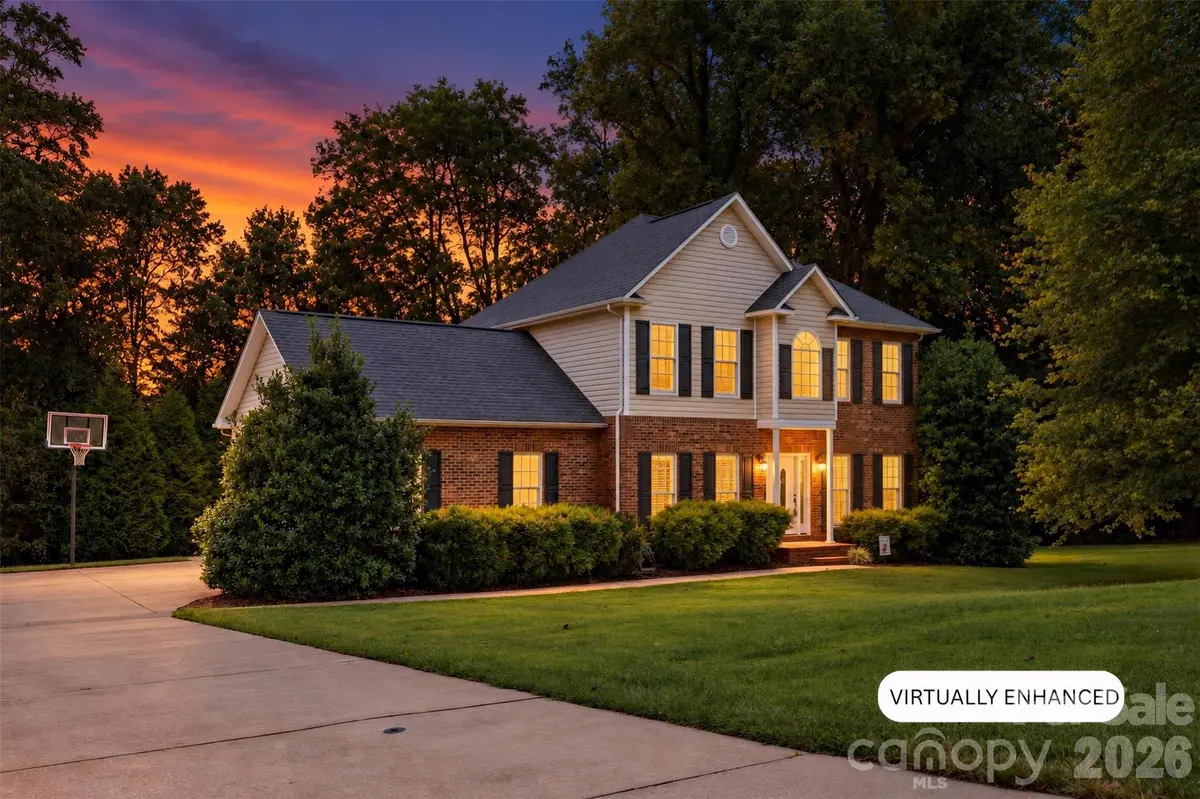 2591 Chandy ST, Newton, NC 28658