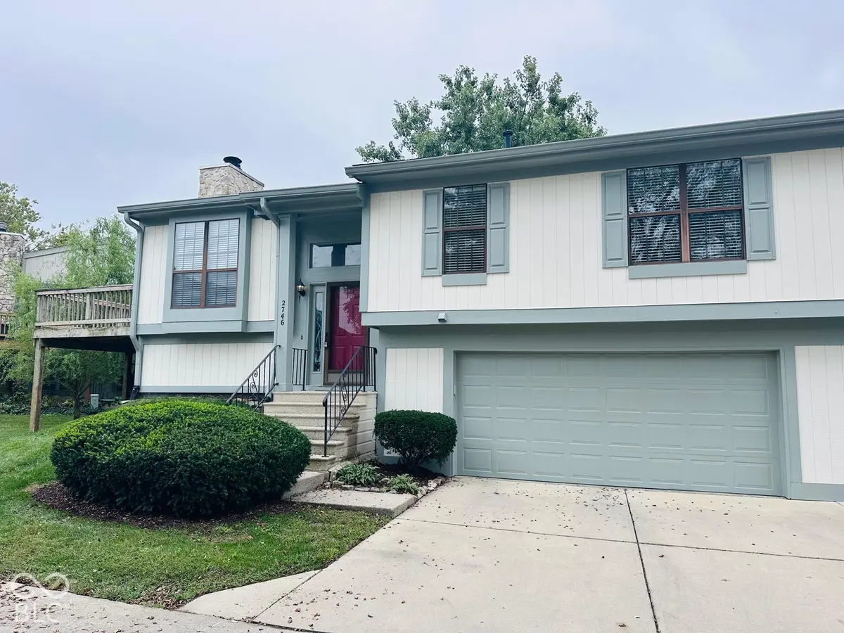 2746 Lakeshire LN, Indianapolis, IN 46268