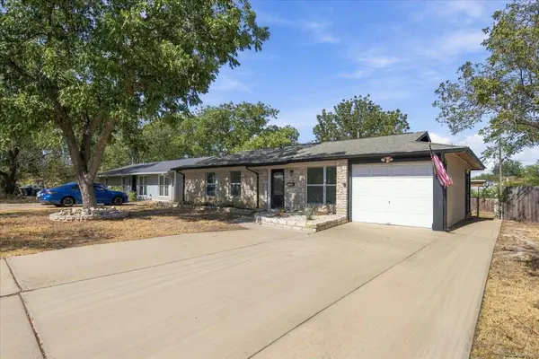 7510 Carriage DR, Austin, TX 78752