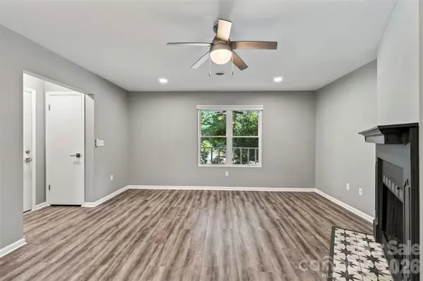 158 Rocking Porch RDG, Asheville, NC 28805