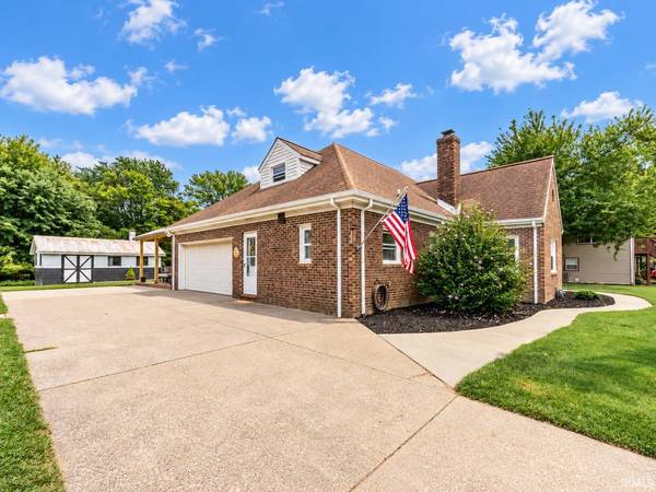 118 S Peerless RD, Evansville, IN 47712