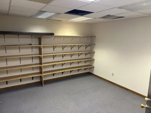 2632 W 81st AVE, Merrillville, IN 46410