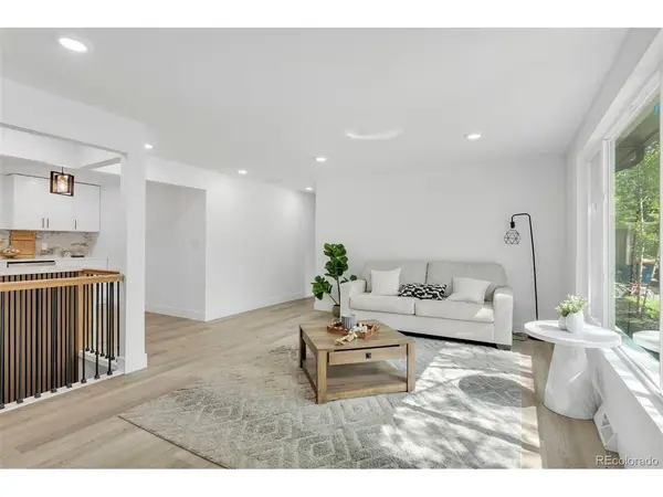 975 E 9th, Broomfield, CO 80020