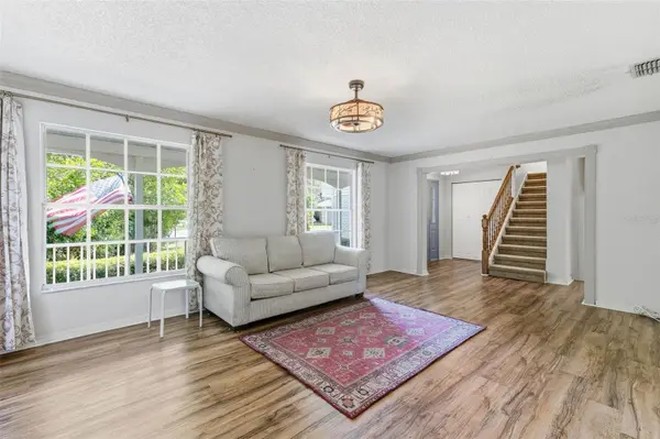 1304 TREETOP DR, Palm Harbor, FL 34683
