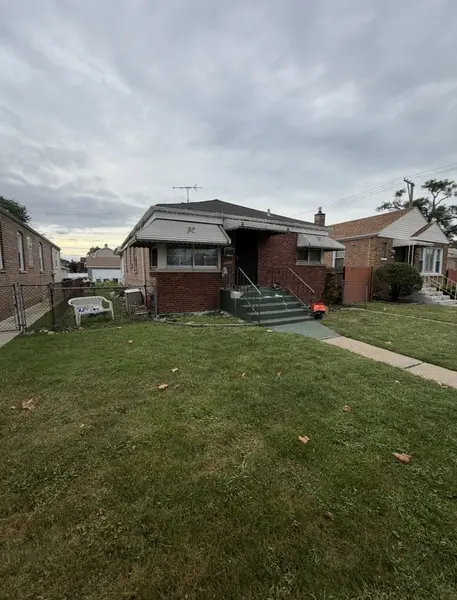 12718 S Parnell AVE, Chicago, IL 60628