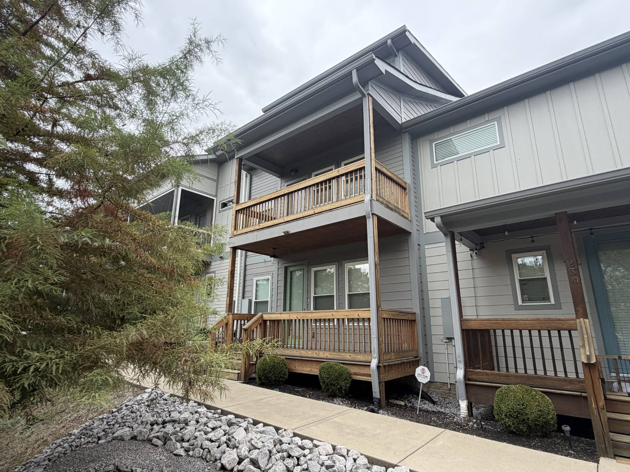 232 Croleywood Ln, Nashville, TN 37209