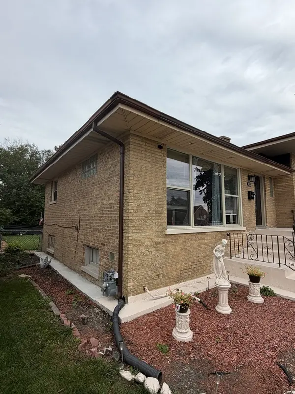 7923 Central AVE, Burbank, IL 60459