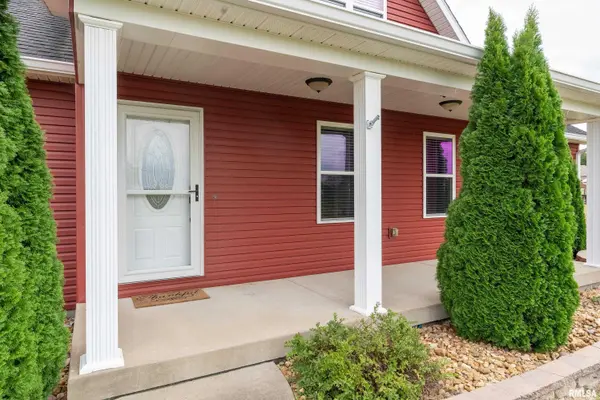 15687 Jadin RD, Marion, IL 62959