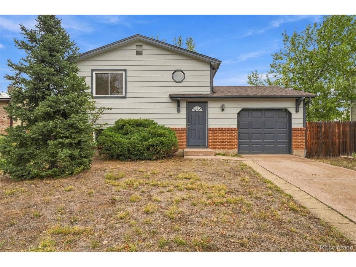 1043 Nolte, Colorado Springs, CO 80916