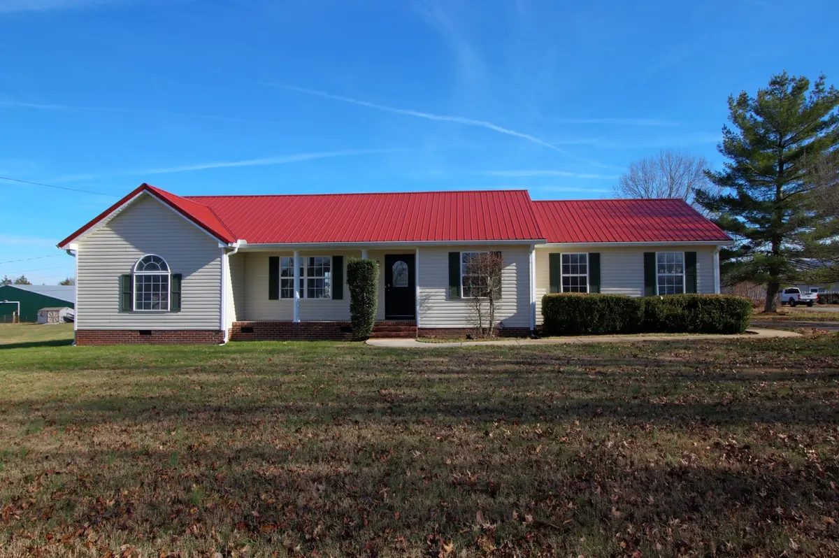 2347 Feedmill Rd, Chapel Hill, TN 37034