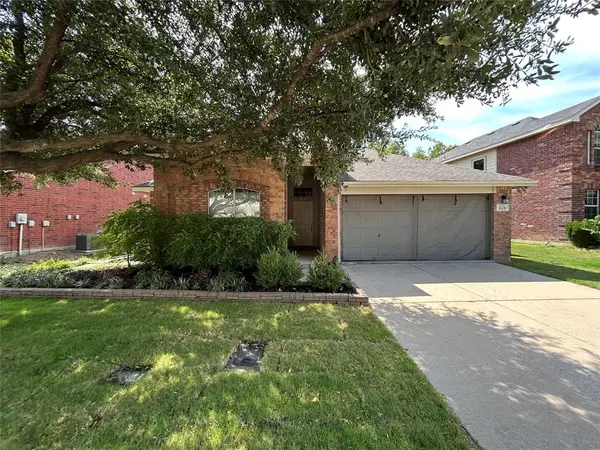 929 Warbler, Aubrey, TX 76227