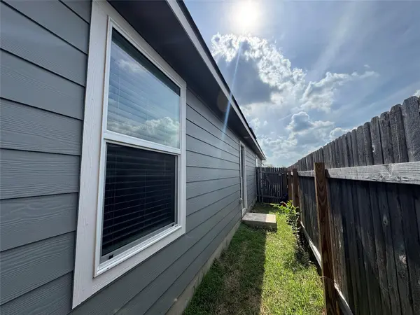 129 Tufted Duck PATH, Uhland, TX 78640