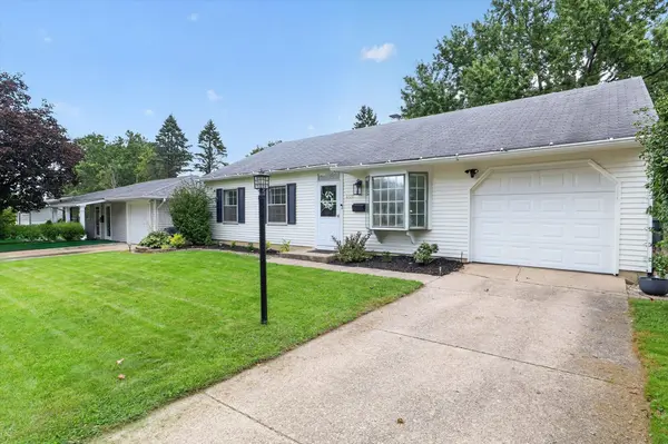 4122 Manor DR, South Bend, IN 46614