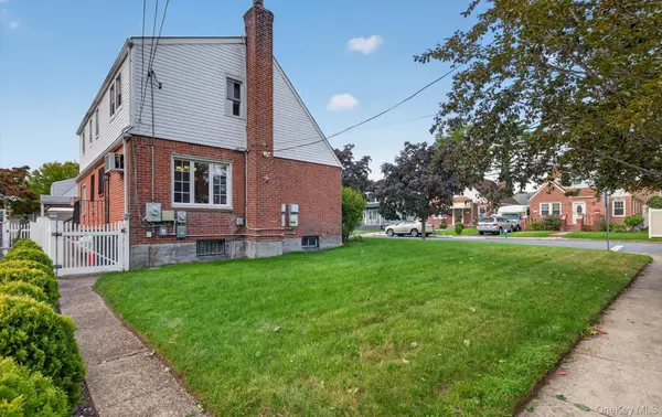 115-57 238th ST, Elmont, NY 11003