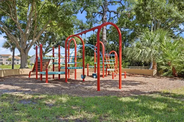 4053 CROCKERS LAKE BLVD #14, Sarasota, FL 34238