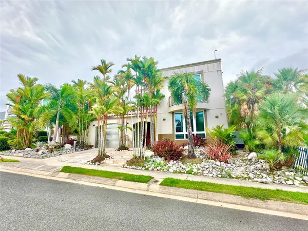 77 ALMENDRO, Guaynabo, PR 00971