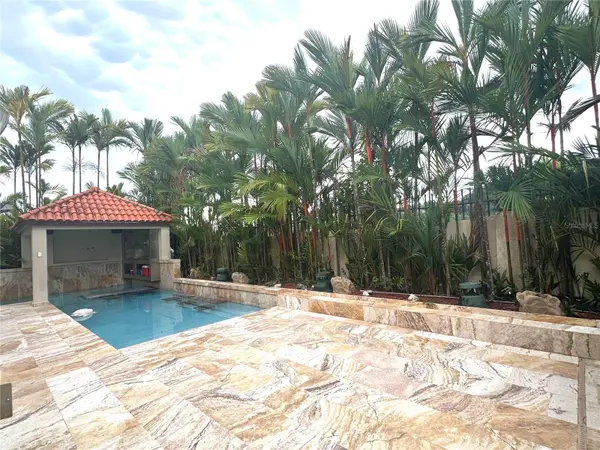 77 ALMENDRO, Guaynabo, PR 00971