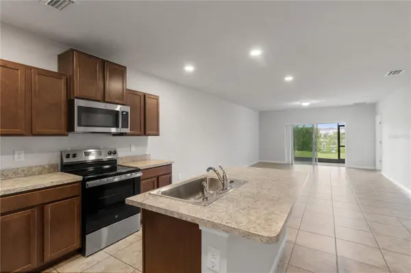 17993 TURNING LEAF CIR, Land O Lakes, FL 34638