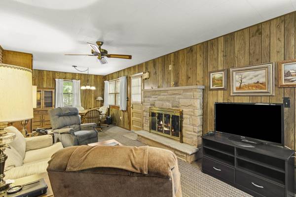 206 E Church ST, Plano, IL 60545