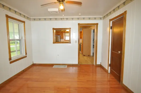 2520 4th AVE, Moline, IL 61265