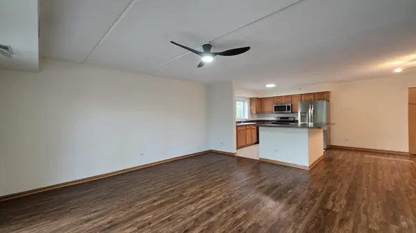 7414 W Irving Park RD #202, Norridge, IL 60706