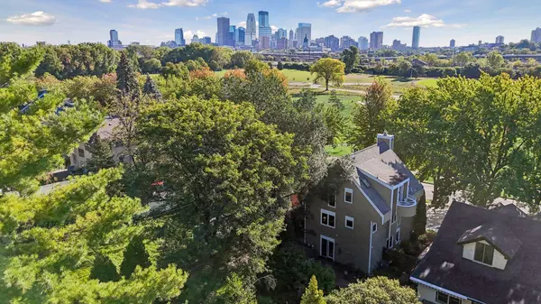 440 Morgan AVE S, Minneapolis, MN 55405