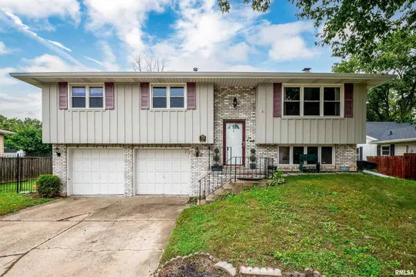 3508 W BONNAIRE CT, Peoria, IL 61615
