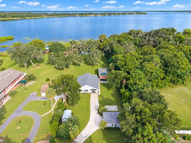 2314 N GRIFFIN DR, Leesburg, FL 34748