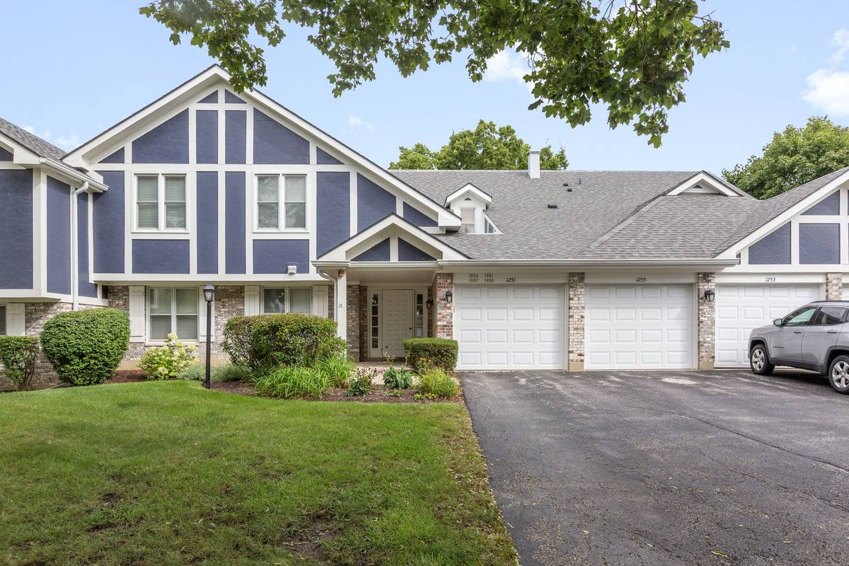 1255 Regency CT #1255, Vernon Hills, IL 60061