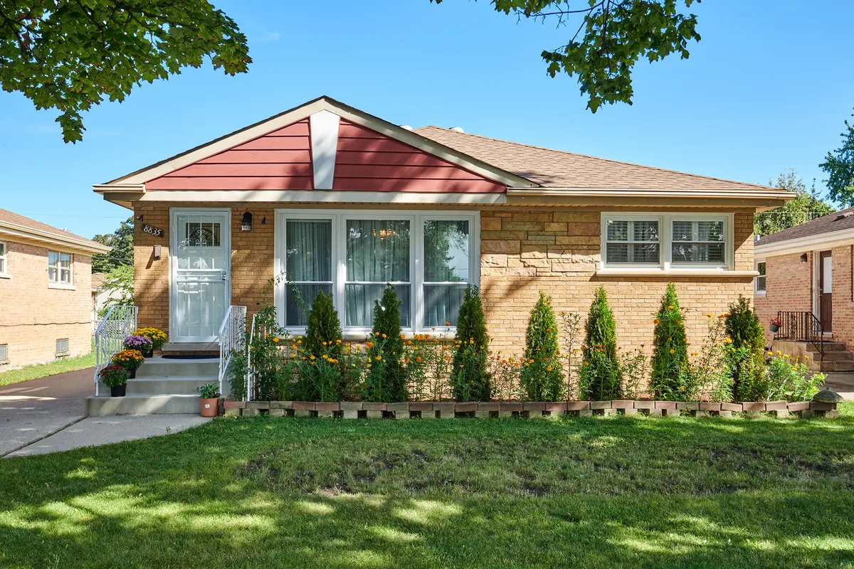 8835 National AVE, Morton Grove, IL 60053