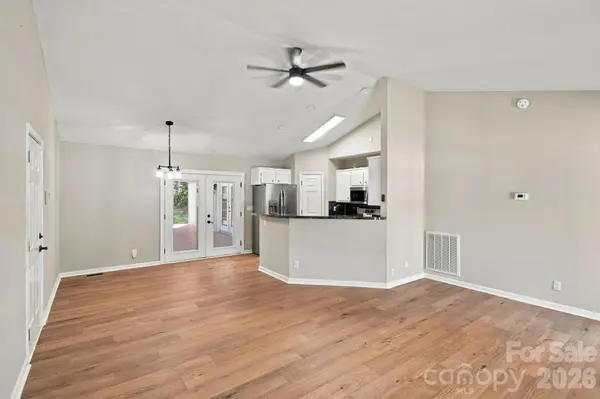 1129 Lyndsey Brooke CT, Lincolnton, NC 28092