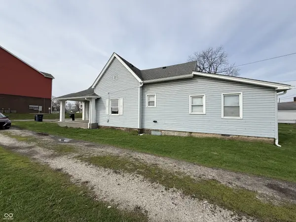 1636 S B ST, Elwood, IN 46036