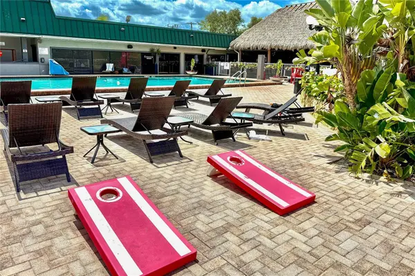 7150 N TAMIAMI TRL #C216, Sarasota, FL 34243