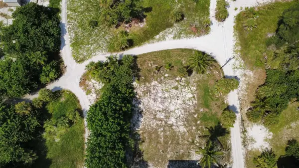 8264 GRAND AVE, Placida, FL 33946