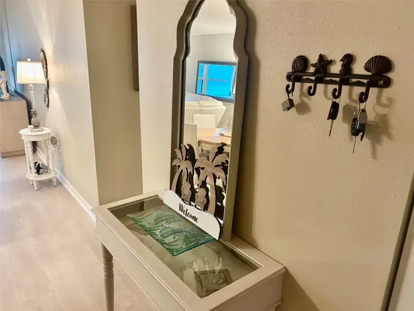 1270 GULF BLVD #707, Clearwater Beach, FL 33767