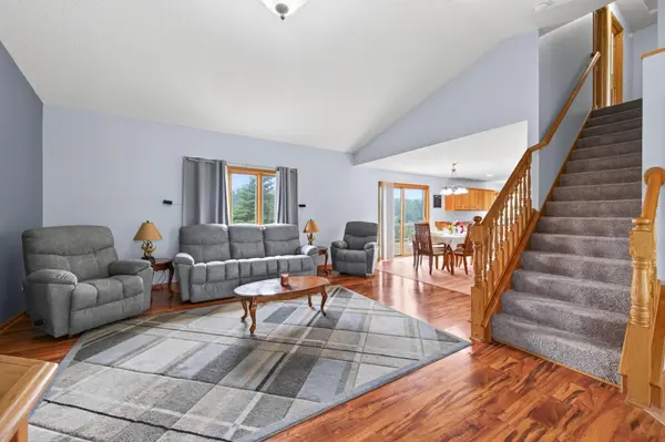 19408 Albany CT NW, Elk River, MN 55330