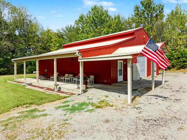 430 Powell Chapel Rd, Pulaski, TN 38478