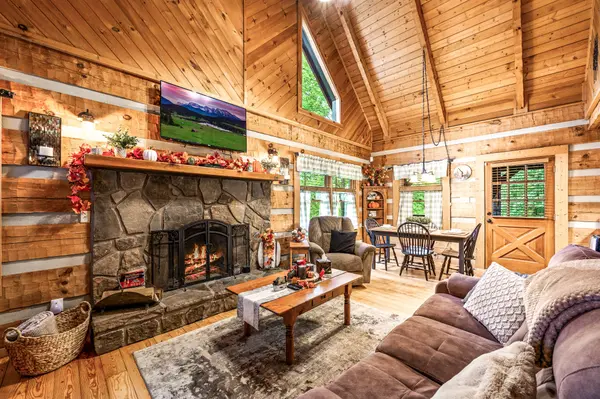 4093 Hickory Hollow Way, Sevierville, TN 37862
