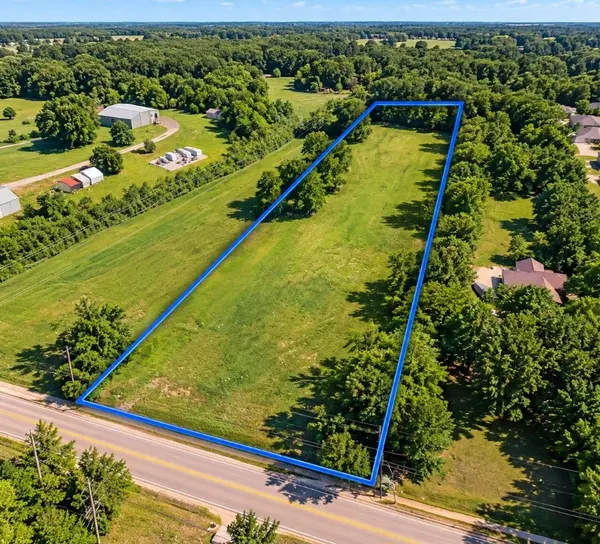 1103 Queener Rd, Loudon, TN 37774
