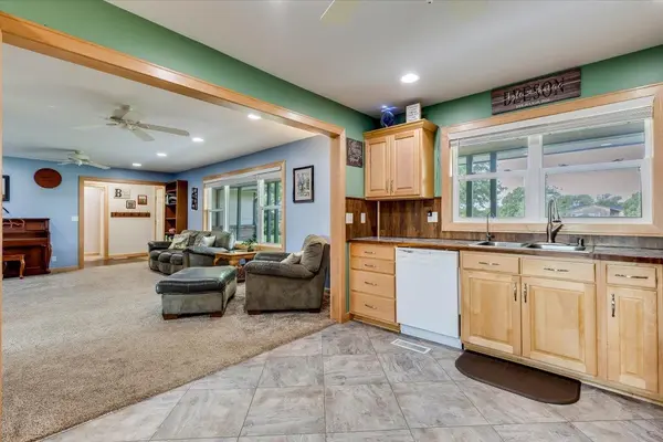 17490 SW Hillwood Rd., Rose Hill, KS 67133