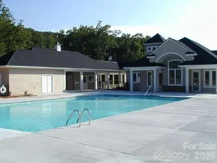 212 Potters LNDG, Denton, NC 27239