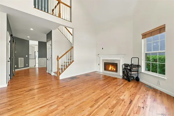 41 Sunflower Ridge RD, South Setauket, NY 11720