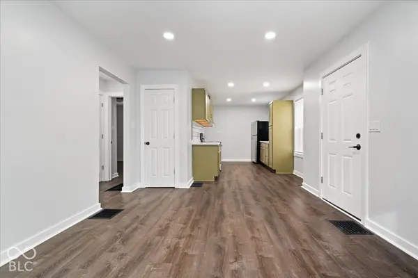 5301 Sutton ST, Indianapolis, IN 46218