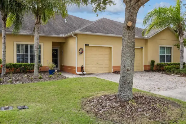 3640 SOLANA CIR #11B, Clermont, FL 34711