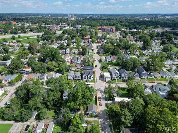 6803 Nashville AVE, St Louis, MO 63139