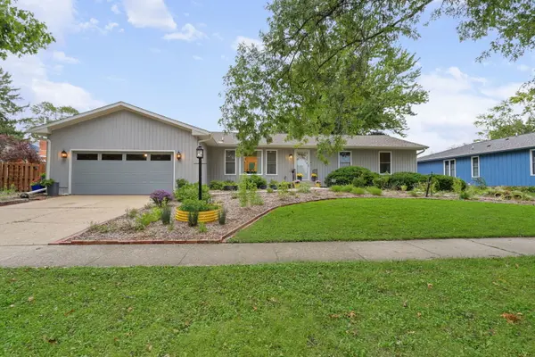 2204 Plymouth DR, Champaign, IL 61821