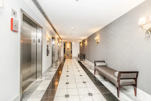 70 W Huron ST #802, Chicago, IL 60654