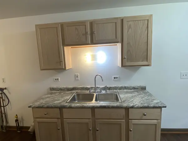 207 N Conrad ST, Peotone, IL 60468