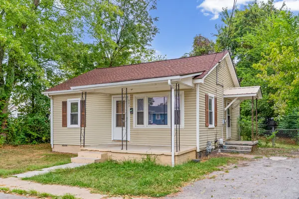 603 Glass Ln, Hopkinsville, KY 42240
