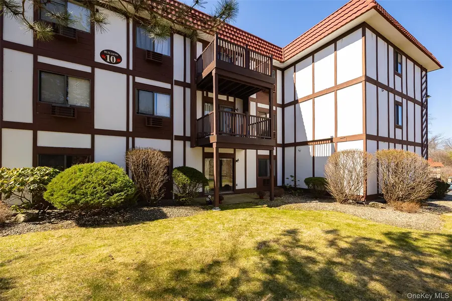 10 Skyline DR #10, Fishkill, NY 12524
